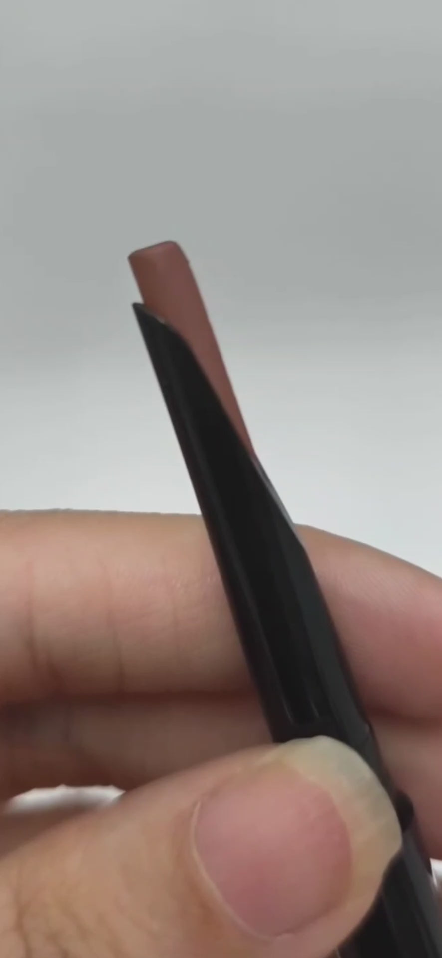 Kalōs Brow Definer